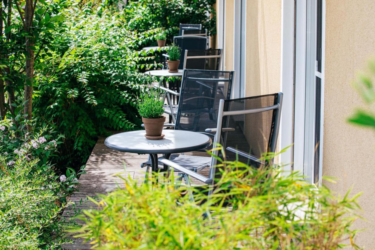 Gasthaus Hotel Ostermeier Attenkirchen Exterior foto